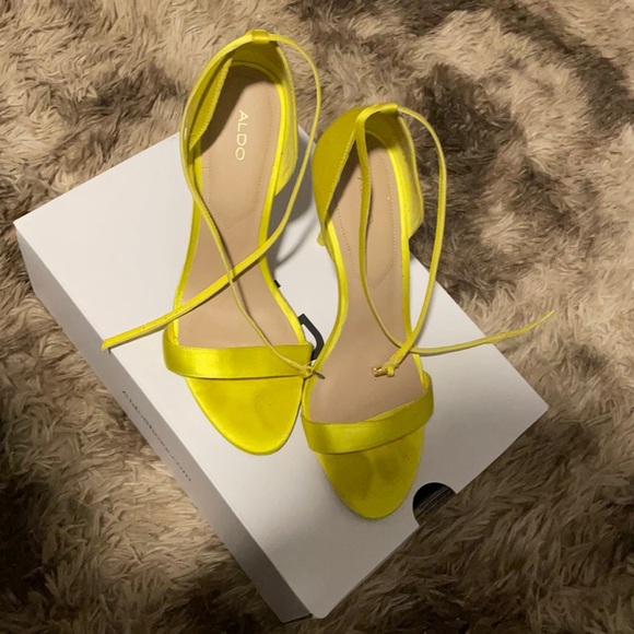 Aldo shoes neon yellow - Picture 1 of 1